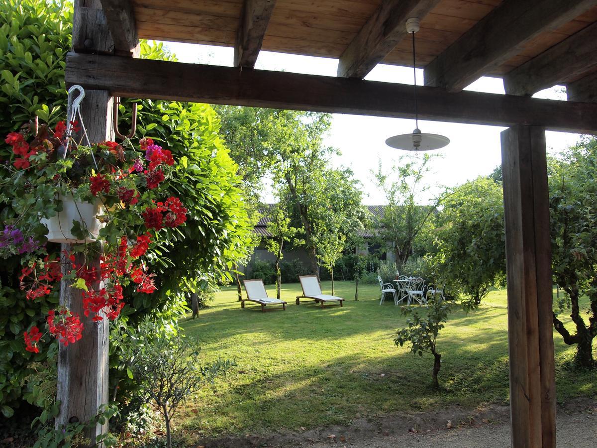 Les Jardins De Lily Hotell Saint-Léonard-de-Noblat Eksteriør bilde
